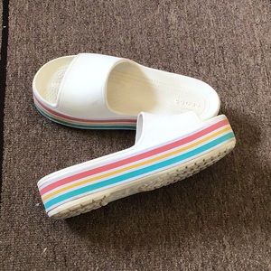 Platform rainbow slides croc